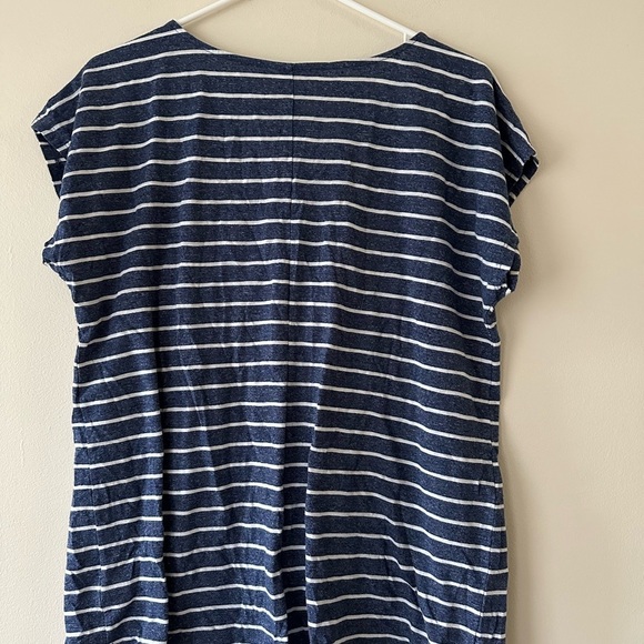 🎈🎈🎈St John’s  Bay Less Monday More Weekend T-Shirt Size Large - Picture 5 of 11